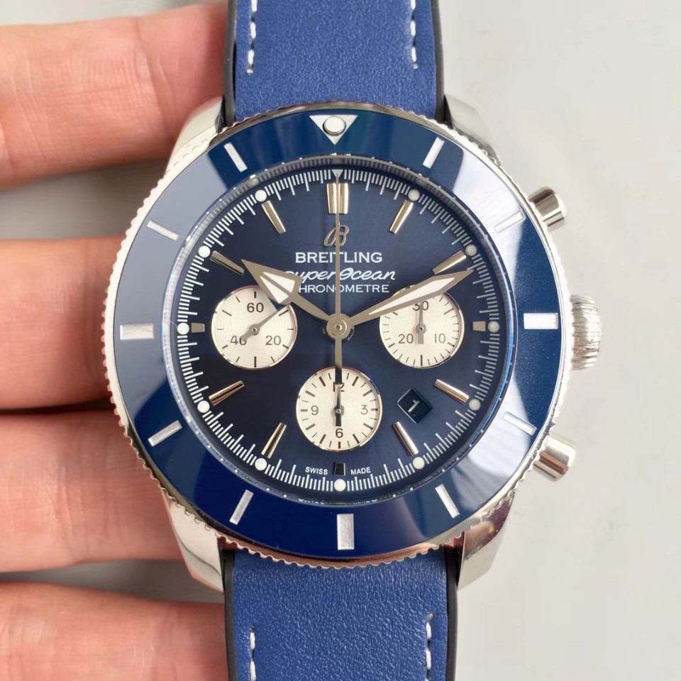 브라이틀링 슈퍼오션 44mm 크로노그래프 스틸 블루다이얼 블루스트랩 Superocean Heritage II B01 Chronograph 44 SS Blue/White Dial on Blue Leather Strap A7750